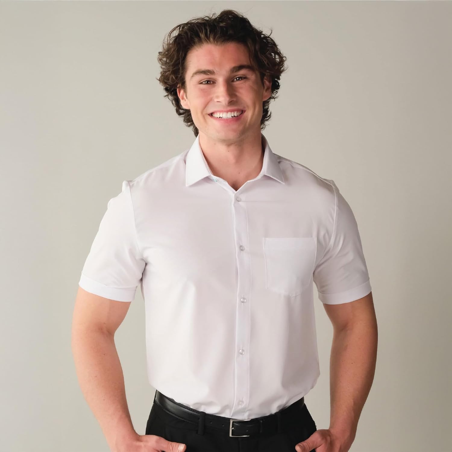 &COLLAR Slim Fit/Athletic Fit Short Sleeve Performance Men's Dress Shirt
