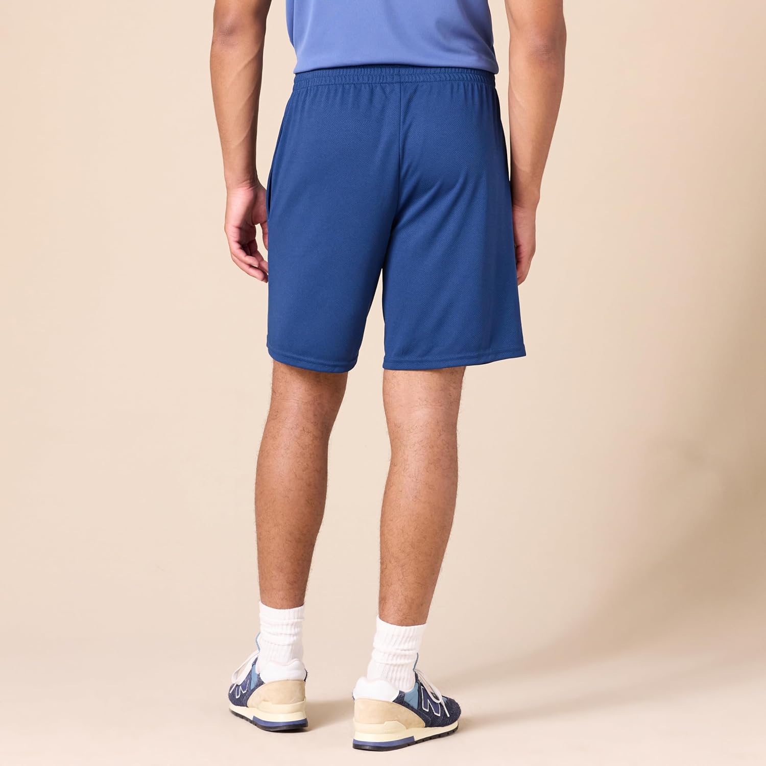 Amazon Essentials Men's Performance Tech Loose-Fit Shorts (Available in Big & Tall), Pack of 2